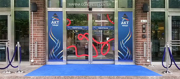 AKT, sisäänkäynti AKT, sisäänkäynti